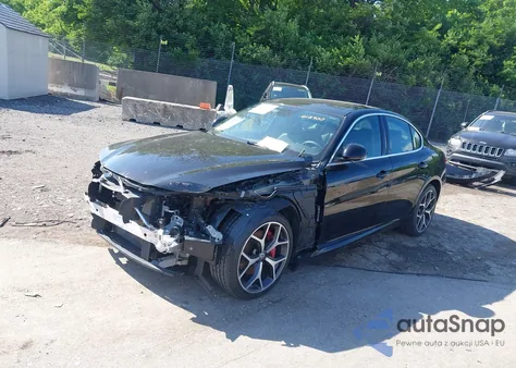 2019 Alfa Romeo Giulia Awd from USA, damaged, VIN ZARFANAN6K7612900